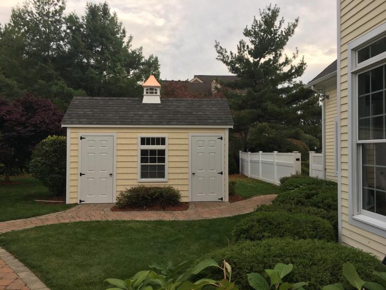 8x16 aspen vinyl shed built by Eastern Shed